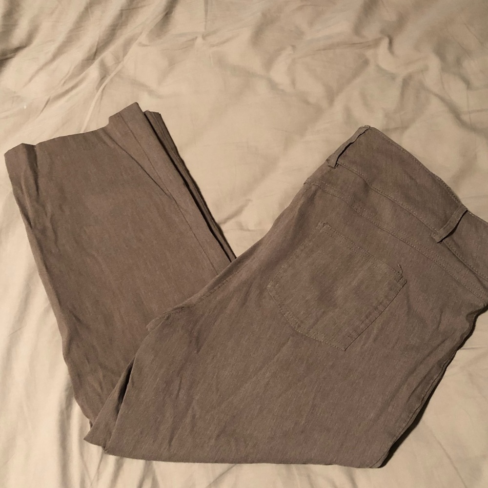 Maurice’s dress pant Capri